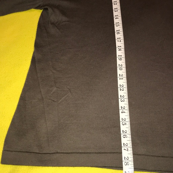 Alfani Men’s V-neck EUC $12 each Bundle 2 for $20. - Picture 6 of 11